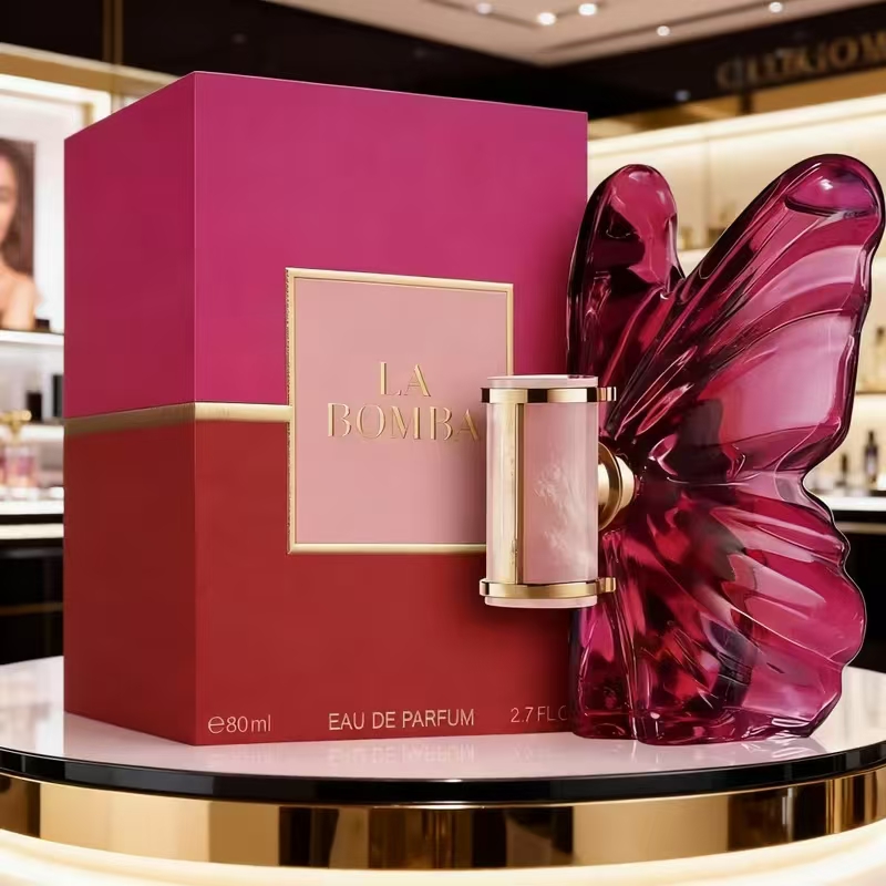 LA ボム。 2.7オンスの女性用香水、フレッシュな花と果物 - Perfume La Fragrance のレビューと価格